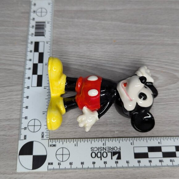 Vintage Disney Pie Eye Mickey Mouse Ceramic Figurine w/His Hand in the Air - Picture 7 of 7
